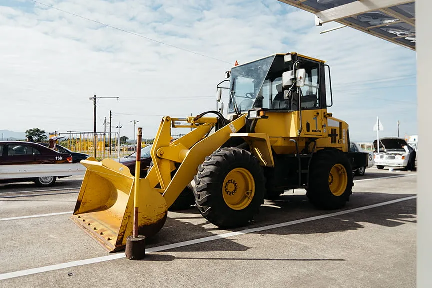 大型重機ショベルローダー